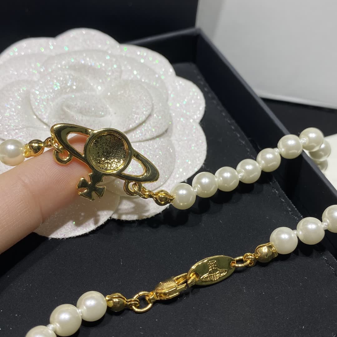 Vivienne Westwood Classic Collar Necklace